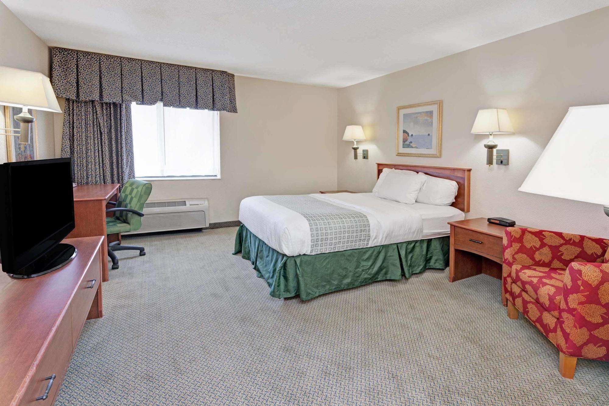 Baymont By Wyndham Detroit Airport/Romulus Otel Dış mekan fotoğraf
